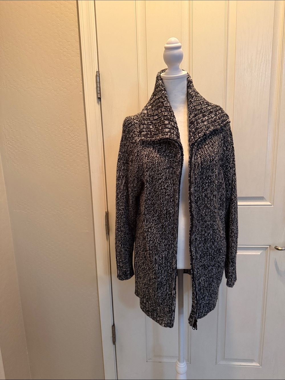 Avenue Black and White Marled Open-Front Cardigan